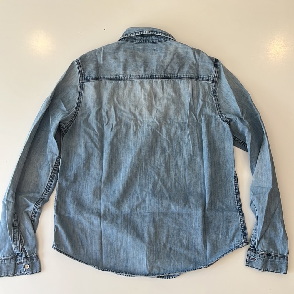 GAP denim button down - Picture 5 of 6